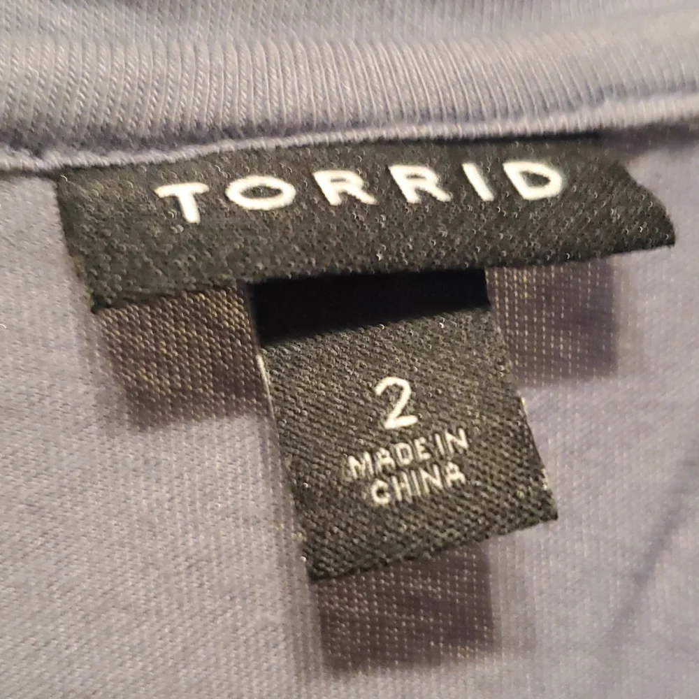 Torrid TShirt Quarter Sleeve 2 - Picture 5 of 5